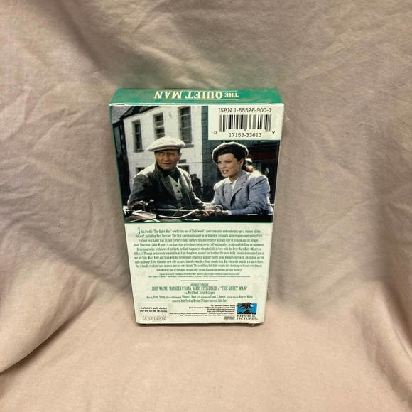 THE Quiet Man (VHS, 1998, 40th Anniversary Edition) Factory Sealed - Picture 2 of 3